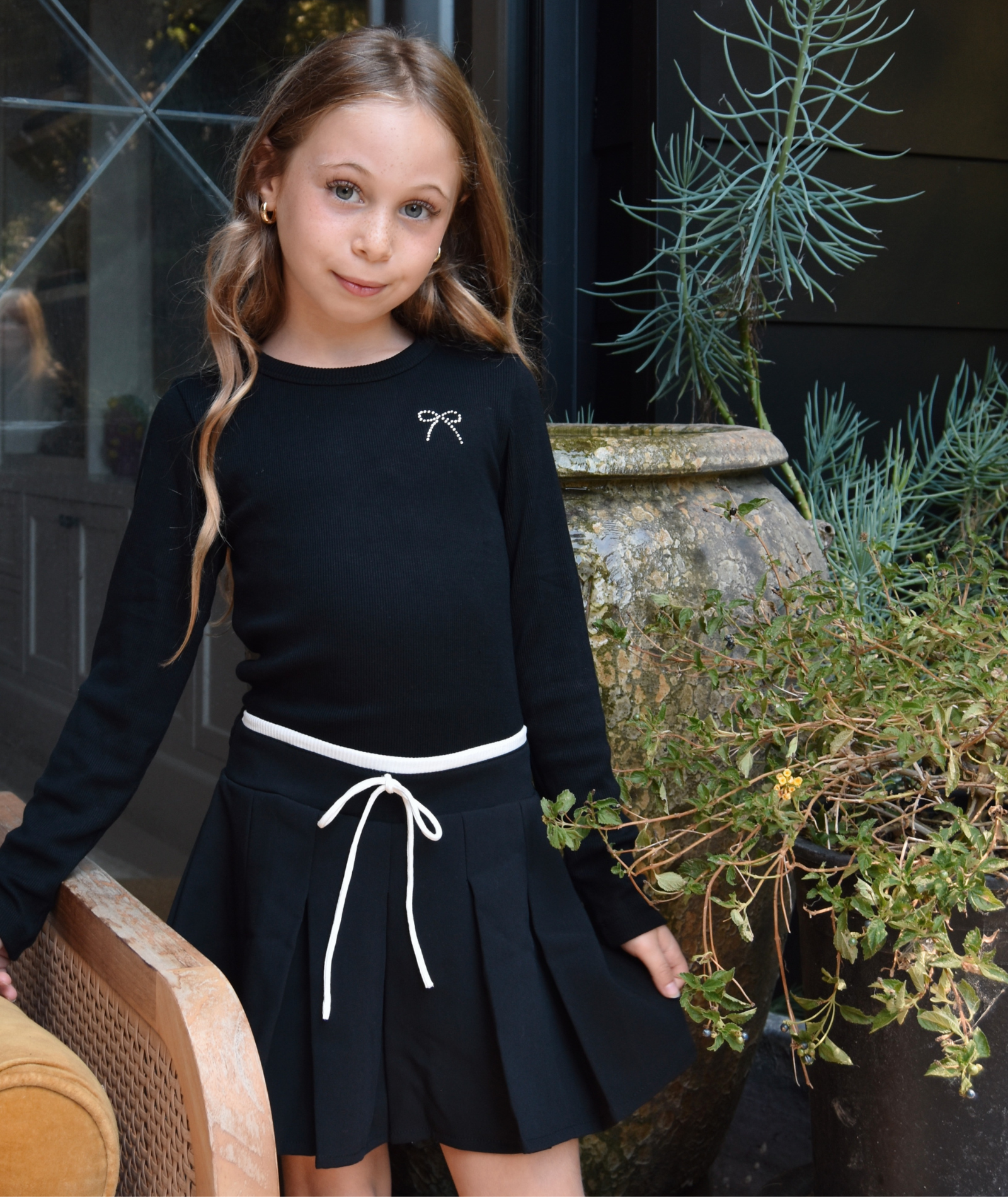 FBZ Girls Frieda Black Skirt With White Bow Girls Special Bottoms FBZ Flowers By Zoe Black Y/S (7/8)