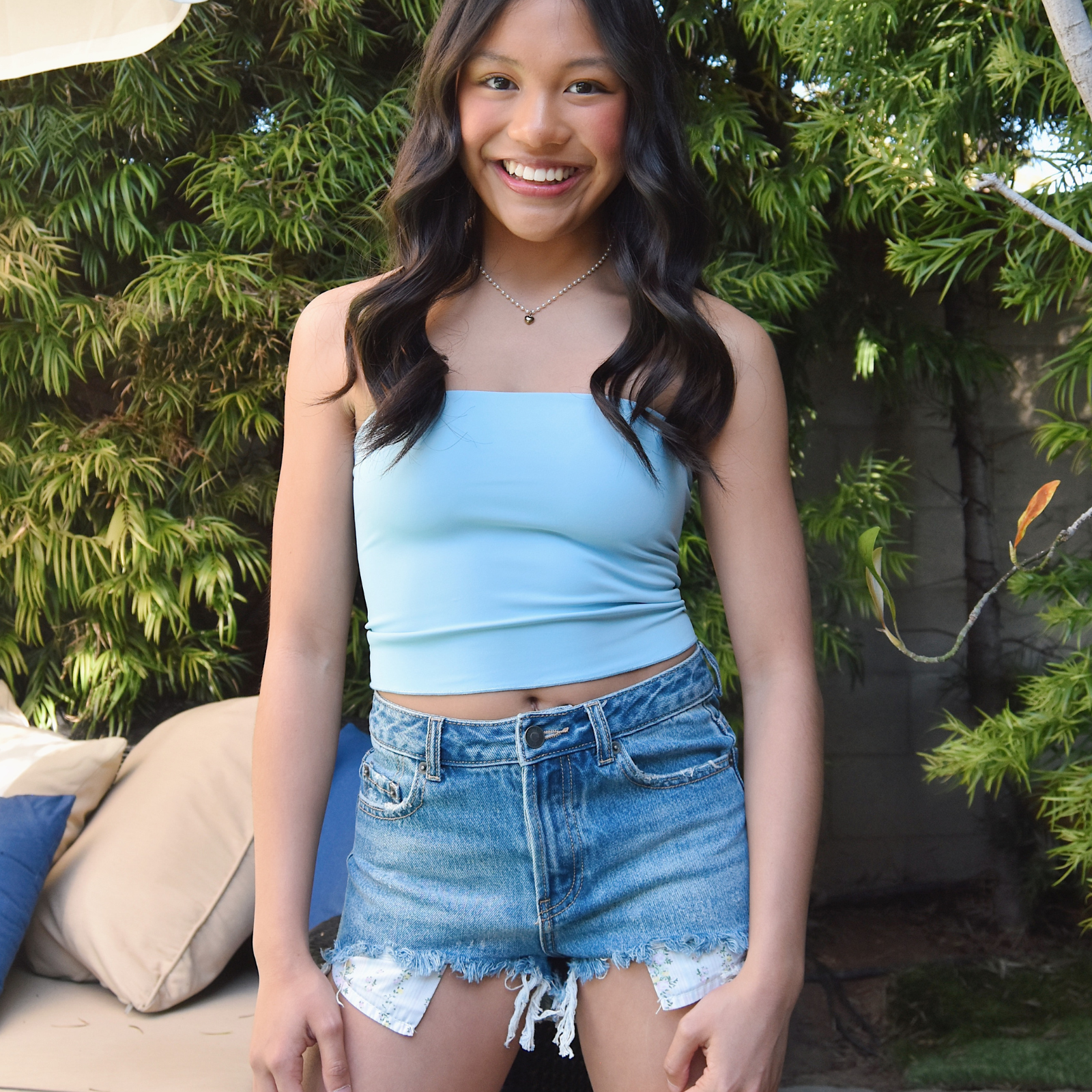 Katie J NYC Juniors Malibu Dark Wash Printed Pocket Jean Shorts Womens Denim Katie J NYC Denim Juniors/Women XS