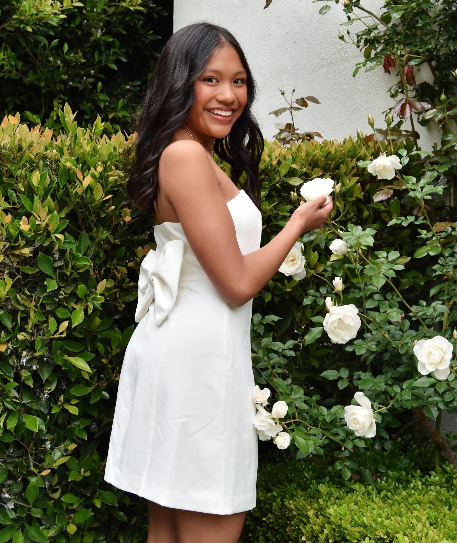 8apart Women Bernadette Strapless Bow Dress Womens Casual Dresses 8apart White Juniors/Women S