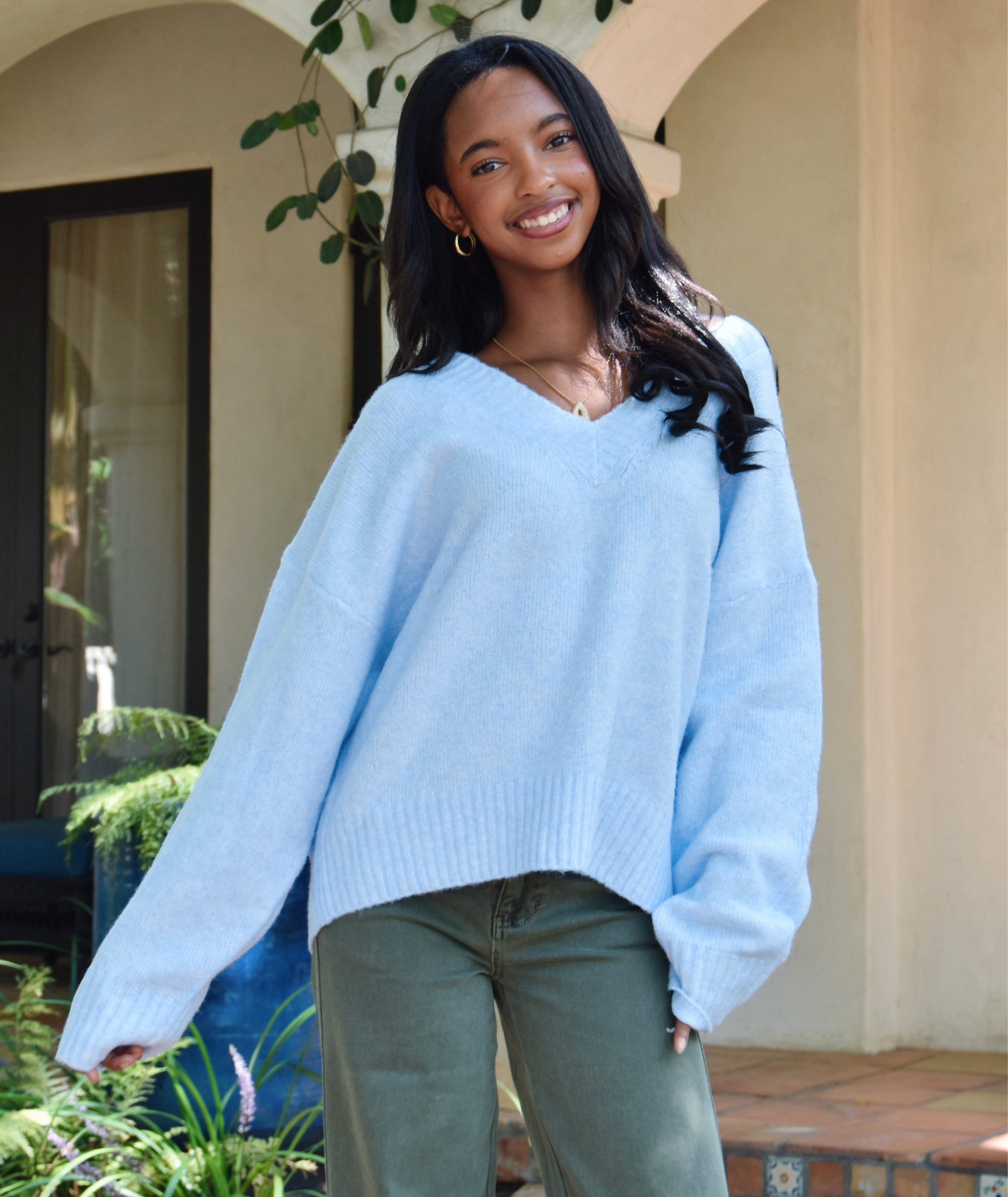 8apart Women Kennie V-Neck Oversized Sweater Womens Casual Tops 8apart Light Blue Juniors/Women S