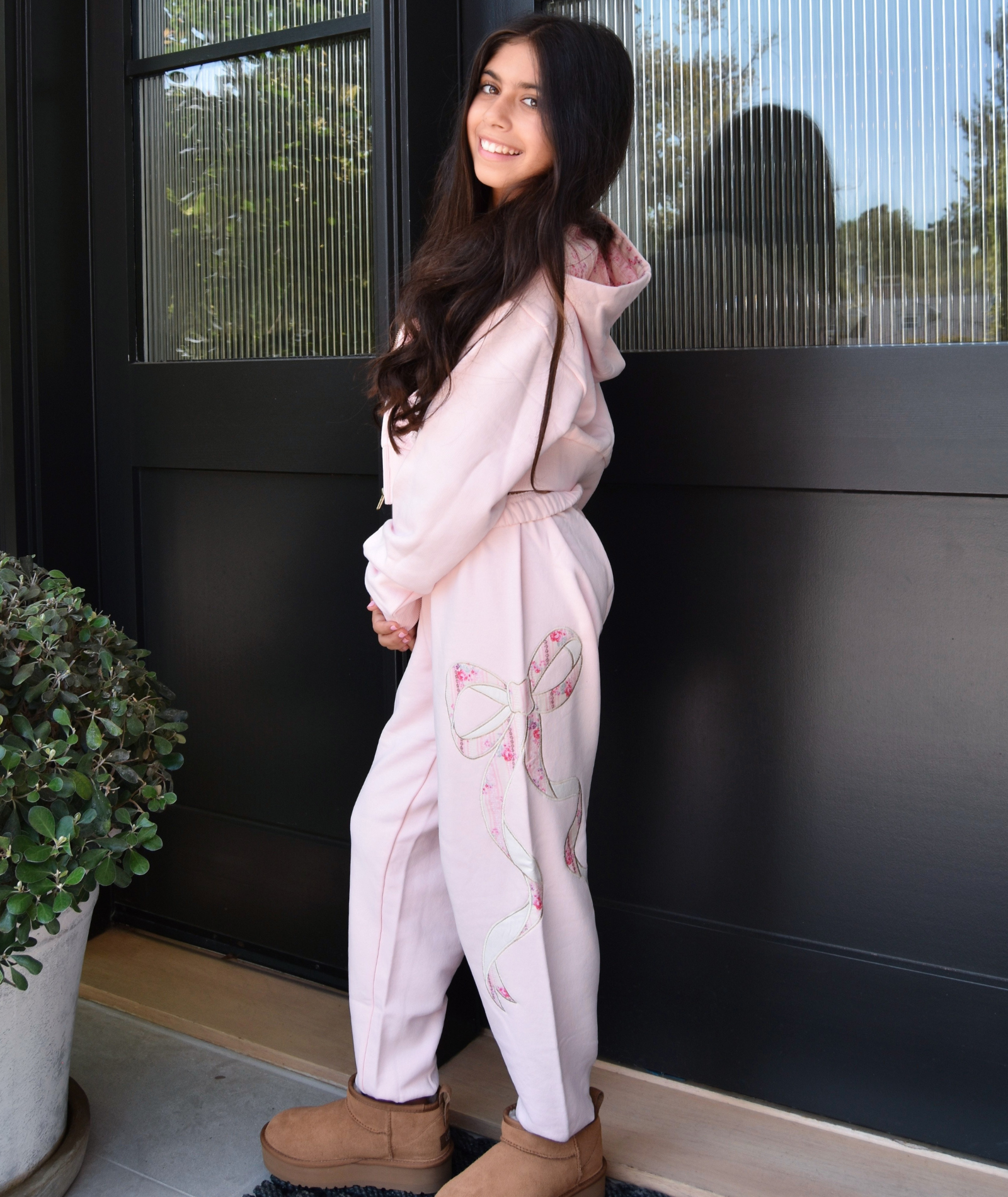 Katie J NYC Girls Dylan Bow Sweatpants Pale Pink/Rose Floral Girls Casual Bottoms Katie J NYC Floral Y/S (7/8)